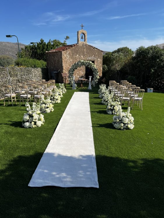 Η εκκλησία στον Πυργο Μελισσουργου