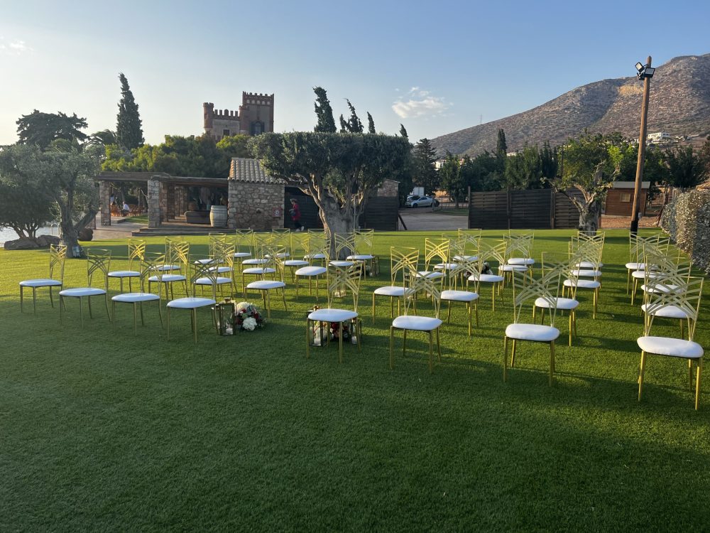 Η εκκλησία στον Πυργο Μελισσουργου