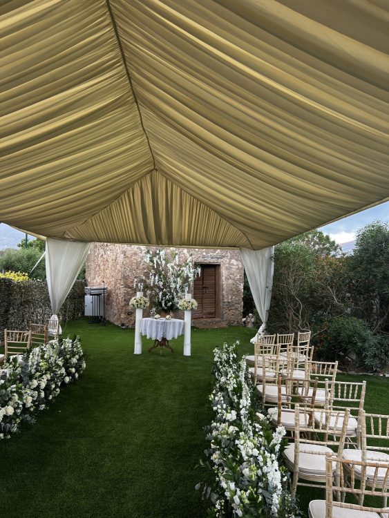 Η εκκλησία στον Πυργο Μελισσουργου