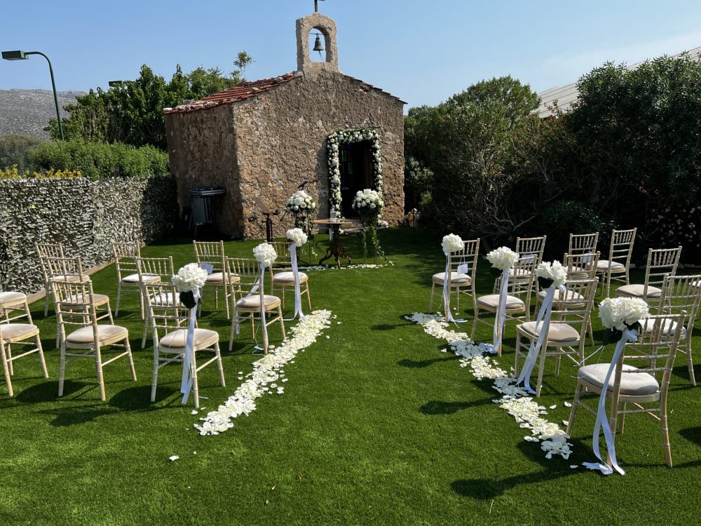 Η εκκλησία στον Πυργο Μελισσουργου