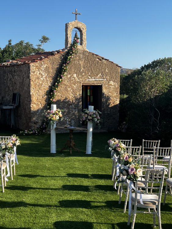 Η εκκλησία στον Πυργο Μελισσουργου